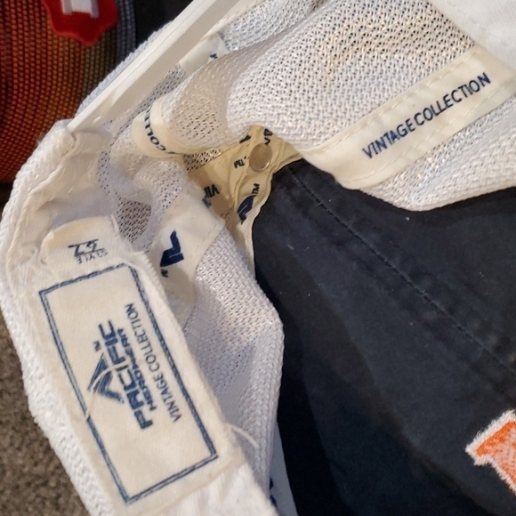 Lot of the 7 Vintage Truckers mesh Hats associated 80'90'00'10's - Picture 10 of 12